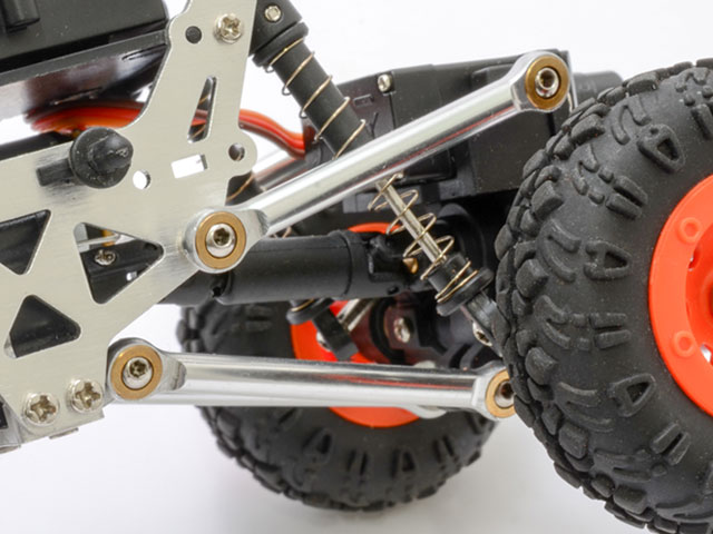 車体には耐衝撃性に優れたメタルパーツ(メタル仕様の場合)を採用