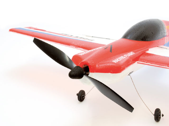 高性能ジャイロとGセンサーにて安定6Gフライトを達成