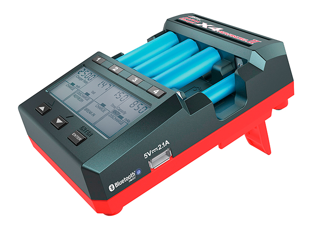 単三・単四Ni-cd、Ni-MH電池用 AA/AAA Charger X4 Advanced Ⅱ AA/AAAチャージャー X4 アドバンス ツー 