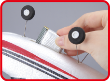 下部ハッチからバッテリーを取り外しも簡単にできます。