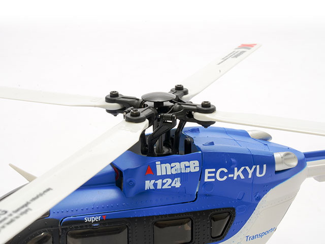 特徴的な4枚ローターの採用により安定したフライト性を実現